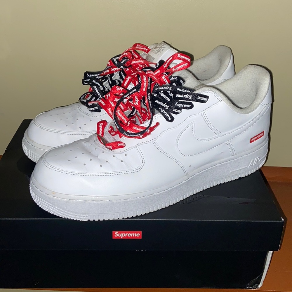 AF1 Supreme White